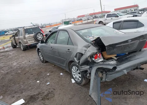 2005 Toyota Camry Le из США, поврежденный, VIN 4T1BE32K45U606441